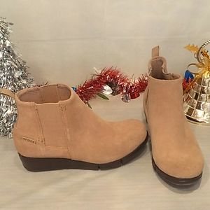 Crocs Wedge Suede Ankle Boots